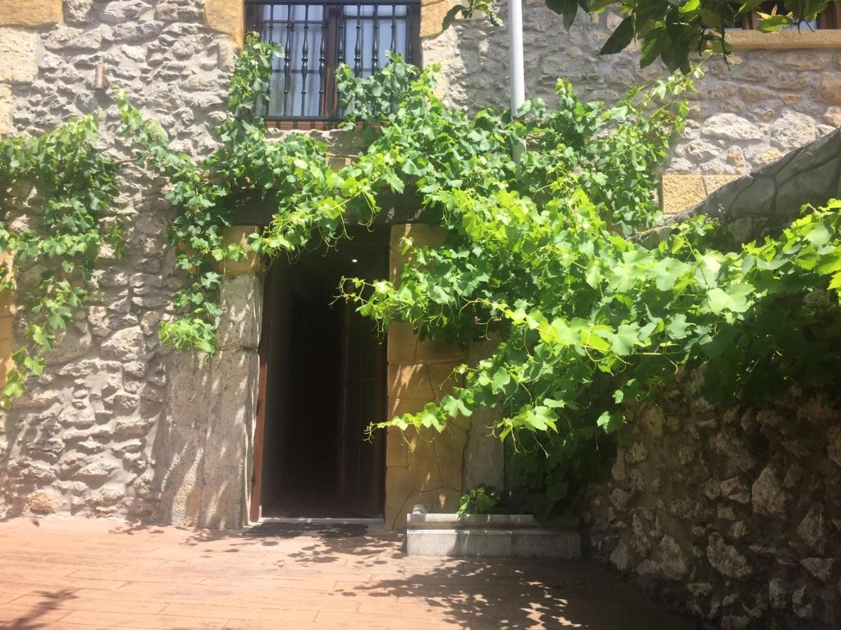 Apartmán Vivienda Vieja Cepa Noja Exteriér fotografie